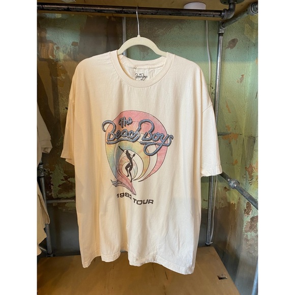 Beach Boys oversized graphic band tee - Picture 2 of 2